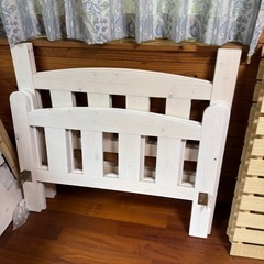 ２段ベッドの画像