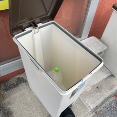 【ゴミ箱】【45L】【在庫2点】クリーニング済み【管理番号:12305】山の画像
