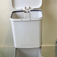 ダストボックス
の画像