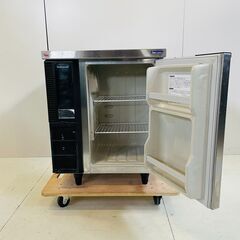 テーブル形冷蔵庫 RT-63PTE1 ホシザキ 2018年 天板交換 ドアポケットの画像