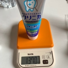 歯磨き粉の画像