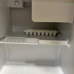 冷蔵庫 一人用 ホワイト コンパクトの画像