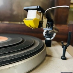 Victor 4チャンネルステレオ レコードプレーヤー付き 昭和レトロ家具調 オーディオ一体型 ビンテージアンプ の画像