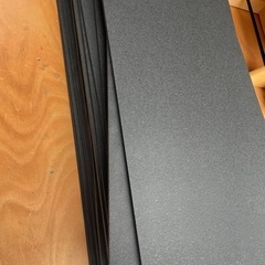 防振マット(45cm×90cm×1cm)×18枚