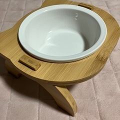 ペットフードボウル　新品未使用の画像