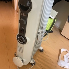 デロンギ　オイルヒーター