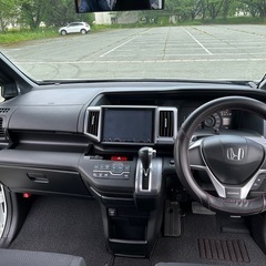 家族で楽しい両側電動スライドドアのミニバン♪の画像