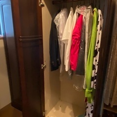 洋服タンスの画像