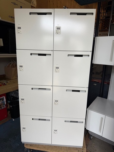 商談中です　 8人用　パーソナルロッカー　幅90 奥45 高さ182cm ダイヤル錠プラス　サイズ