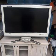 32型　液晶テレビ