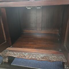 リサイクルショップどりーむ天保山店　No2456　リビングキャビネット　アンティーク調　木彫りの画像