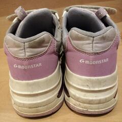 ムーンスタースニーカー21cmの画像