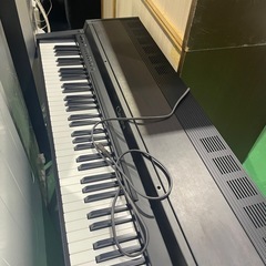 YAMAHA
電子ピアノ