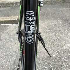 🚴🚲🚴新品 21テクノロジ－ 700C　グリーンブラック　クロスバイク自転車🚴🚲🚴 No1086の画像