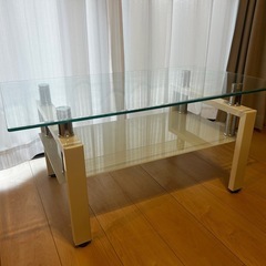 ガラステーブル