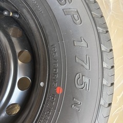 ハイエースバン「タイヤ・ホイールセット」新車外し の画像