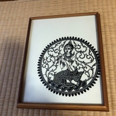 額入り切り絵