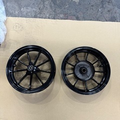 廃盤　アドレスv125用　RPM10インチ　前後セットの画像