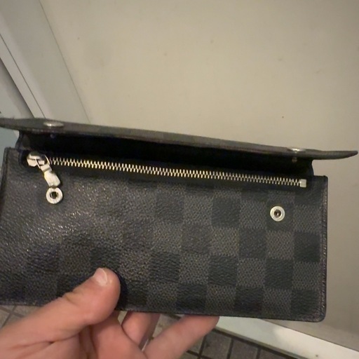 ヴィトン財布