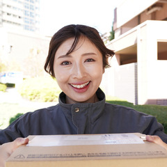 ⭐️オープニングスタッフ募集⭐️頑張り次第で月収50万円も…