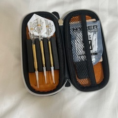 ダーツセット 1式