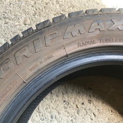 GRIPMAX 185/60R15 4本 2022年製ほぼ新品冬タイヤ フィットスイフトシエンタMINIなどにの画像