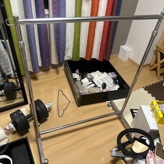 金属製ハンガーラック