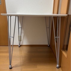 ダイニングテーブル　
