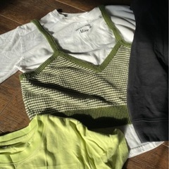 子供服　140.150など。女の子向け　13〜15点くらいまとめてセットの画像