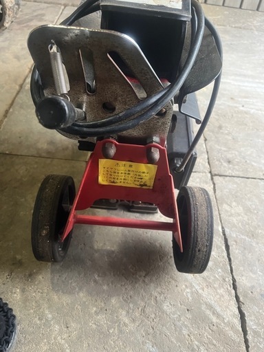 電気薪割り機