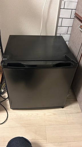 マクスゼン　黒色　小型冷蔵庫
