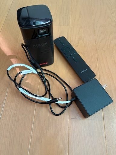 値下げ‼️Anker Nebula プロジェクター　スピーカー