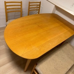 ナチュラルウッド ダイニングテーブルセット（チェア2脚＋ベンチ）の画像