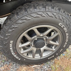 ジムニー　タイヤホイールバリ山
