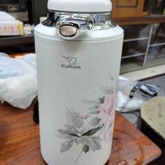 魔法瓶ポットの画像