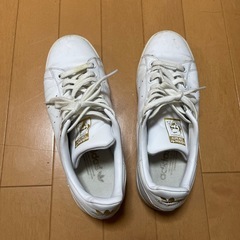 スタンスミス