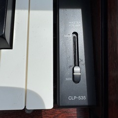 YAMAHA CLP-535ピアノの画像