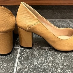 「美品」本革のハイヒールの画像