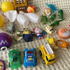 ガチャガチャなど　まとめて500円　１つ50円の画像