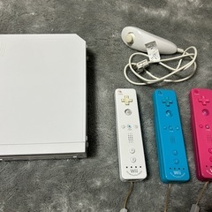 Wii本体+ソフト「Wiiparty」付
