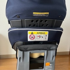 人気のCombi 回転式チャイルドシート ネイビーの画像