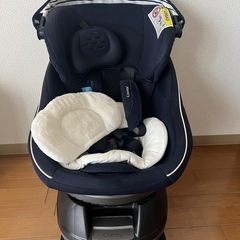 人気のCombi 回転式チャイルドシート ネイビー