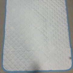 ミキハウス　子供用冷感敷きパッドの画像
