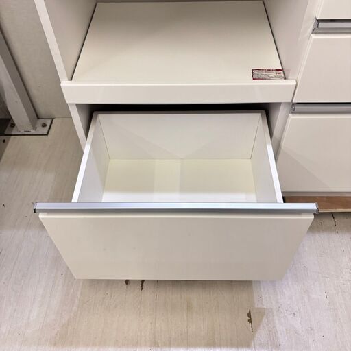 23927 二枚ガラス扉キッチンボード 幅120㎝ ◇大阪市内・東大阪市他 6 