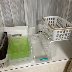 100均　収納　16個セットの画像