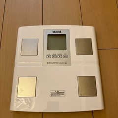 体重計