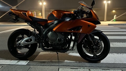 cbr1000rrsc57売ります