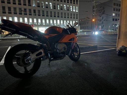 cbr1000rrsc57売ります