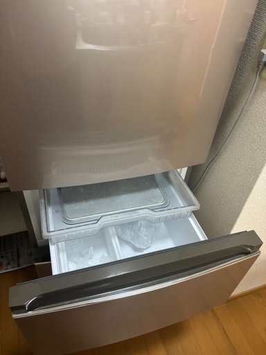 ⭐️冷蔵庫⭐️320L 目立った傷はなく【美品】です。