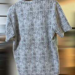 Growth by Grail 大人の余裕漂うVネックTシャツ Lサイズの画像